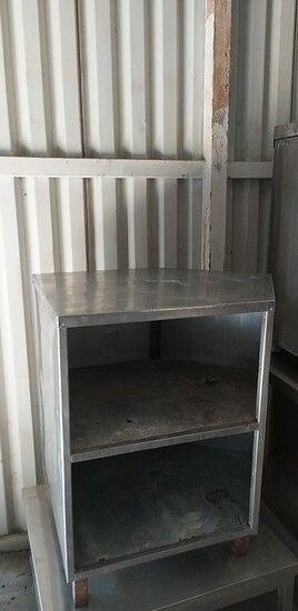 Picture of Ερμάριο κλειστό περιμετρικά Πολυγωνικο