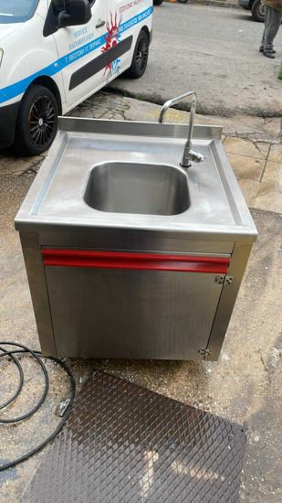 Picture of Λάντζα κλειστή με ανοιγόμενη πόρτα