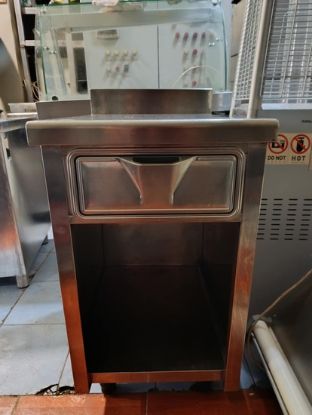 Εικόνα της Ερμάριο με συρτάρι